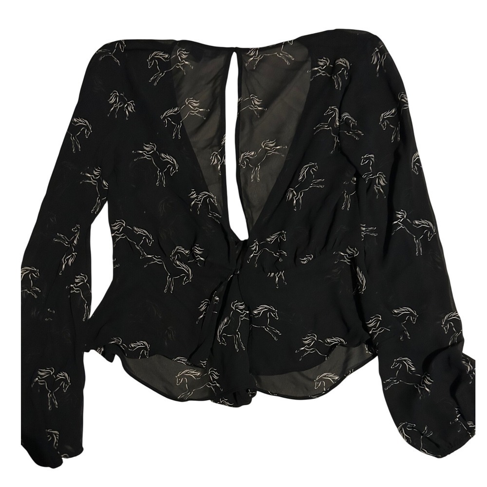 Forever 21 Black Sheer Horse Print Twist Front V Neck Long Sleeve Top Womens M - Picture 4 of 8
